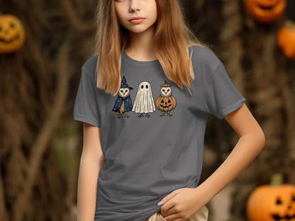 Gray t-shirt with three cartoon Halloween characters on it.